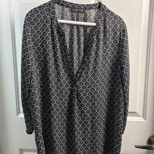 Ivanka Trump Black and White Boxy Blouse with Mandarin Collar